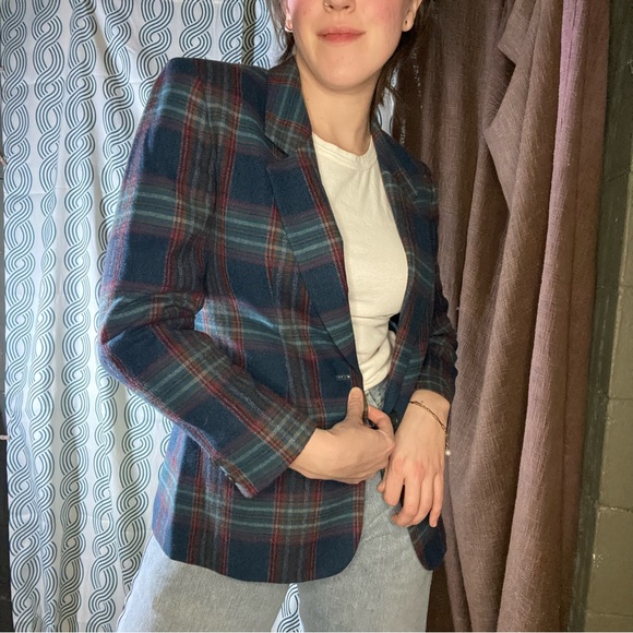 vintage Pendleton blue plaid blazer 100% virgin wool — lined Made in USA size 6P - Picture 15 of 15